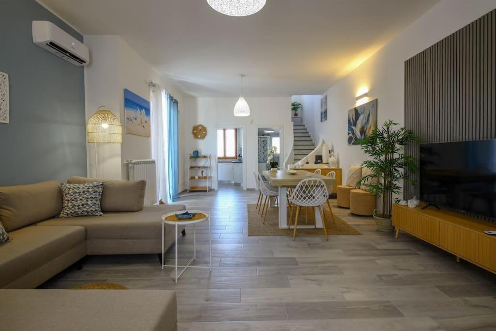 Villa Vera, Accesso Al Mare, Vista Castello, Ac Brindisi Exterior photo